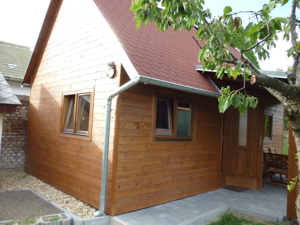 Apartman Relax-Chatka A Apartman Mikulov Exterior foto
