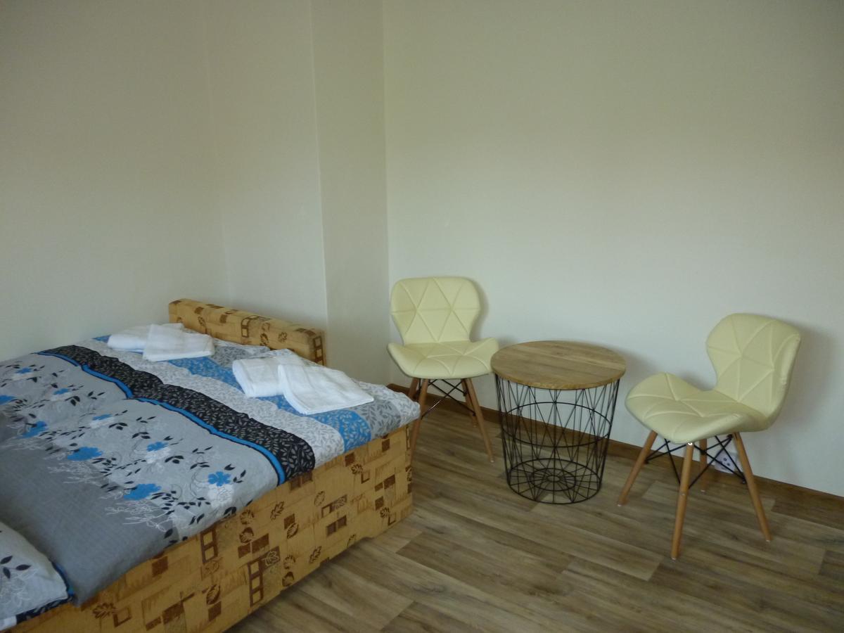 Apartman Relax-Chatka A Apartman Mikulov Exterior foto
