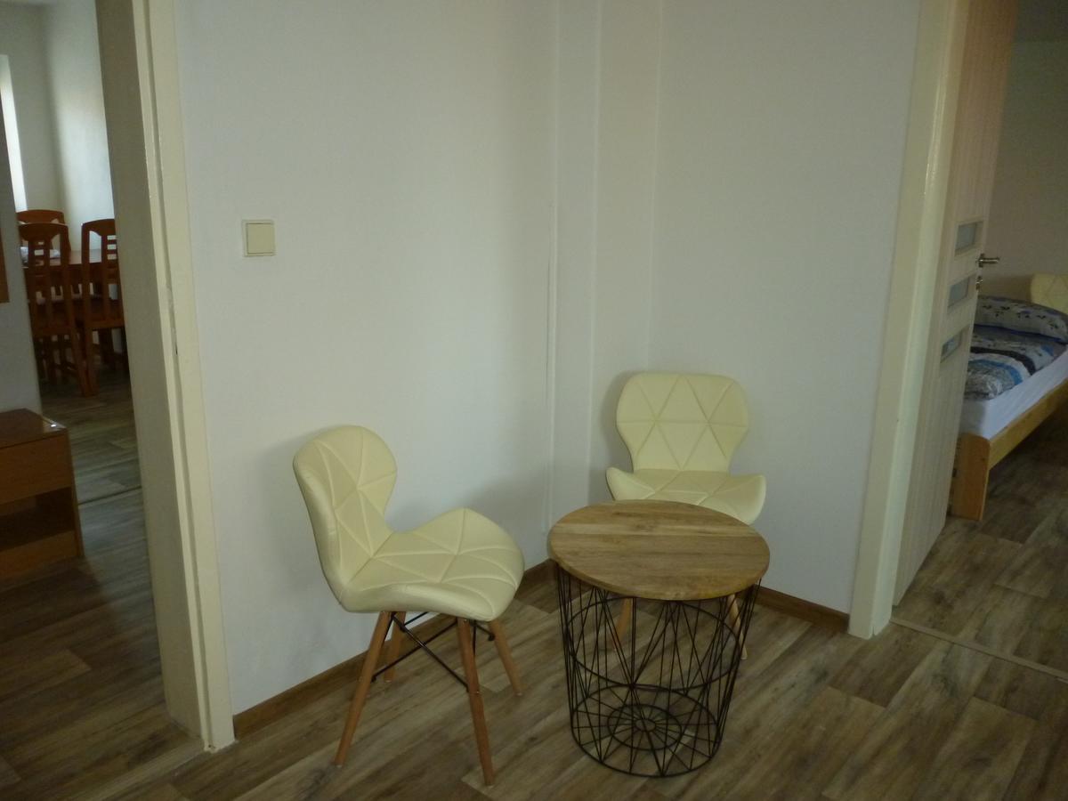 Apartman Relax-Chatka A Apartman Mikulov Exterior foto